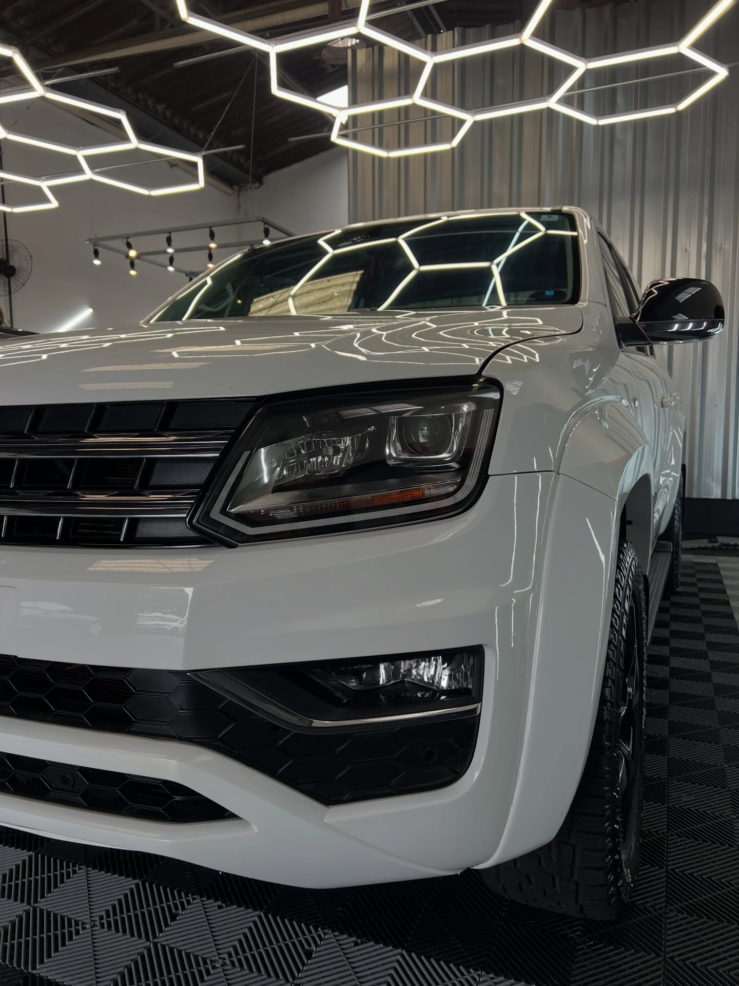 Polimento técnico e detalhamento em Volkswagen Amarok - Nexum Detail Limeira SP