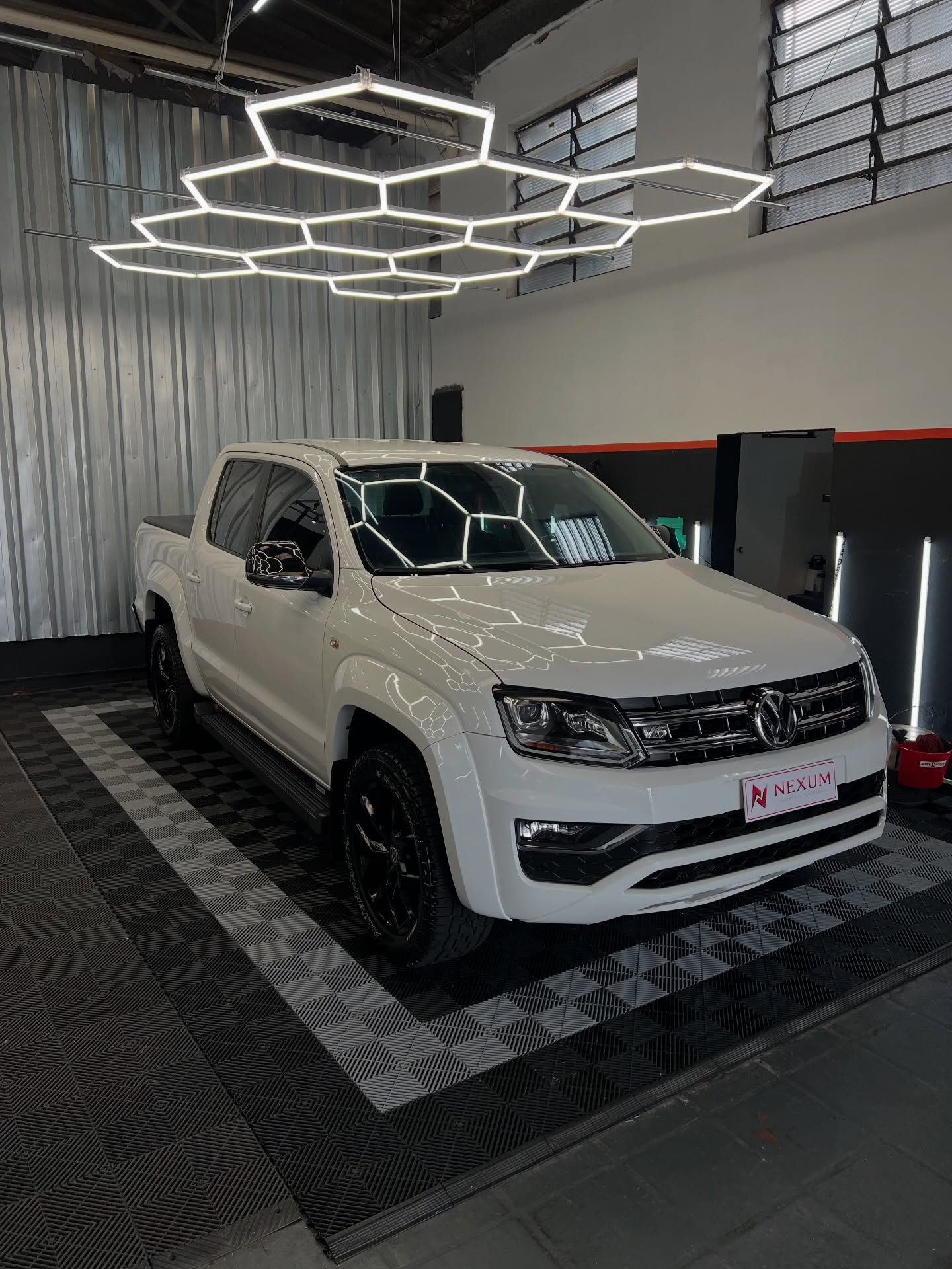 Amarok â€“ Detalhamento Externo