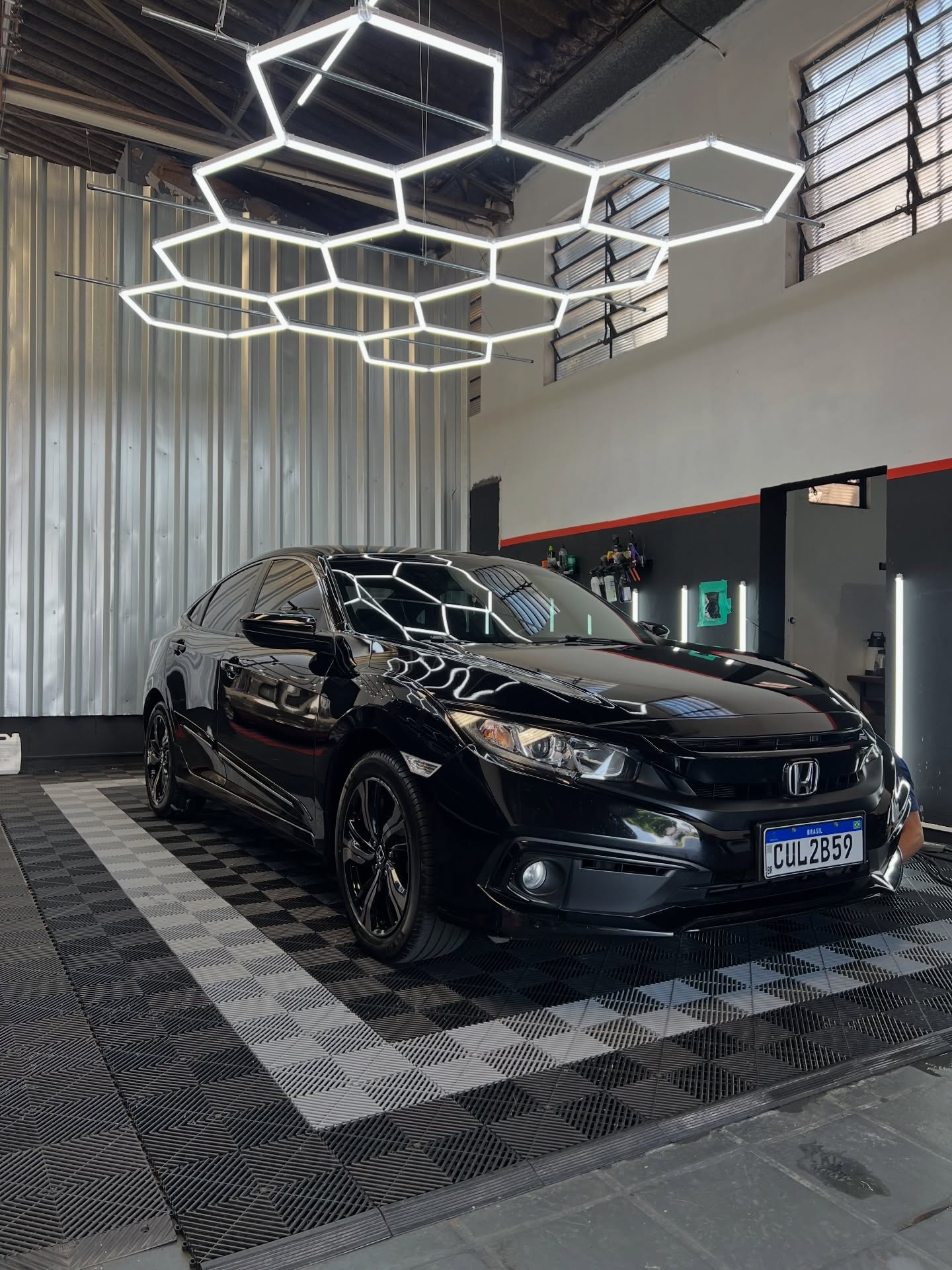 Cristalização e proteção de pintura em Honda HR-V - Nexum Detail Limeira
